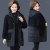 Damenjacken hochwertige Frauen im Winter im Winter von Parkas mit der warmen Jacke mittleren Alters Baumwollpolstermantel langer Mantel Outwear