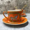 Kaffee -Tee -Sets Tassen Luxus Tee Tassen und Untertassen Set von 2 feinem Knochen China Kaffee Golden Griff Royal Porzellan Party Espresso