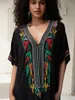 Broderie colorée Femmes Loose Black Kaftan Cozy Robe Sweet Bikini Cover-up Bohemian Summer Beachwear tenue Q1657