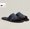 Letni projektant Izmir Men Sandals Buty Buty cielęcy skórzane kapcie poślizgnięcia się na plaży Slide Flats Boys Flip Flops Comfort Sandalias EU 38-46