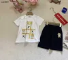 Beliebte Baby Tracksuits Summer Boys Set Kids Designer Kleidung Größe 100-150 cm kariertes Spielmuster gedrucktes T-Shirt und Shorts 24may