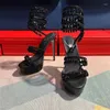 Vestido sapatos de sandálias redondas femininas design de luxo de água em forma de cobra em forma de fita sinuosa plataforma de saltos altos saltos altos