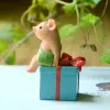 Miniatures Pig Animal Doll Miniature Fairy Garden Home Office Decoration Room Bureau de bureau Décor de résine Ornements Carton Anniversaire Figurine Cadeau