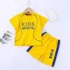 Dzieci Summer Football Suit Football Suit Buthing Zestaw Chłopiec Jersey Szybkie suszenie oddychające dzieci sportowe 240509
