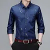 Heren DRAAD Shirts Heren Casual en modieus langdurige gedrukte shirt met lange mouwen niet -strijken en rimpelbestendige zakelijke top D240427