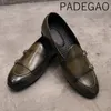 Casual schoenen 2024 Korea -stijl modepunt teen mannelijke luxe hoogwaardige slip op mannenloafers