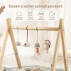 1 Ensemble de bébé en bois jeu de gymnase de suspension mobile Toys Rocket Mouse Activity Toys Pliage Play Frame Room Decoration Toys 240506