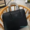 2022 Designer Portfölj Luxury Mens Bag Högkvalitativ män Lädermärke Handväskor Business Tote 2639