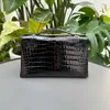 Top Ladies Designer Kiaelliy Bag Black Gold Mini Generation Bright Face Inverted V Crocodile Handheld Dames Bag