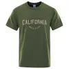 T-shirt maschile istituite nelle magliette da uomo in California USA USA T-shirt estivi di cotone oversize traspiranti e camicie hip-hop in scollo sciolto D240509