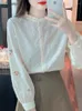 Blouses voor dames korejepo geborduurde shirt dames dames lente 2024 stijl houten oor rand top Koreaanse chique modieuze vrije tijd eenvoud shirts