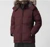 Canada Mens Down Parkas Highs Quality Womens Coat Designer Gooses Fashion Winter Homme Mesticules Veste de luxe Plaid Plaid Classic Warm Fur Collar A7