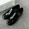 Les chaussures décontractées gèrent le même style patent en cuir palettes toe toe britannique concise féminin # w41
