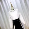 Robes de travail Design de mode Femmes Femmes Shirts blancs automne et hauteur de taille à glissière Pu en cuir jupes Lady Vêtements