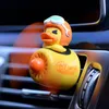 Cartoon Little Bear Pilot Auto Auto deodorante per pilota pilota a eliche rotanti aroma aroma di Accessori per auto carini 240506