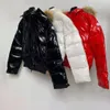 Vestes d'hiver pour femmes Parka Femmes Classic Casual Down Coats Luxury Outdoor Veste chaude de haute qualité Lady Outwear2204834