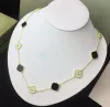 10 Diamant Halskette Fashion Classic Clover Halskette Charm 18K Roségold Silber verteiltes Achatanhänger für Frauen Luxus Valentinstag Verlobungsdesigner Schmuck Geschenk