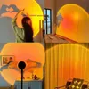 LED Sunset Lamp Nightlights USB Projector Verjaardagsfeest Decoratie Moodlichten voor slaapkamer Woonkamer Wall Pography 240508