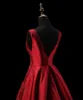 Robes de mariée gothique rouge vintage