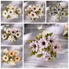 Dekorativa blommor faller konstgjorda blommor Silk Daisy Plant Bridal Bouquet Wedding Table Fake Party Vase Country Outdoor Home Decor