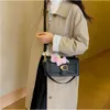 Promoção de Bolsas de Mulher 2024 NOVA BACA DE MANTAGEM BACA AXTURA ombro único Crossbody Small Square Bolsa Trend Trend Feminino Bolsa