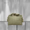 2024 Cross Eather Purse Påsar Loop Bag Botteggs Handhållen utgåva Small Shoulder Fashion Square Veneeta Ladies Womens Mini Tote Woven Cloud 6i4y