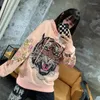 Damen Hoodies Sweatshirts Herbst Herbst Hoodled Lotus rosa mit Diamant Pfingstrose Blume Cartoon Schwere leichte Luxus -Trendy -Sudaderas