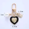 Keychains Bedanyards Fashion Pearl Heart Pinging Keychain Rose Flower Metal Plate Chans Key Caso de fones de ouvido Charms Bag Ornament Accessories Gifts J240509