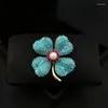 Brooches 1877 Lucky Flower Micro-Inlaid Turquoise Clover Brooch Exquisite High-End Ethnic Style Pin Ornament Jewelry Clothes Accessories