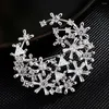 Brosches koreansk silverfärg söt snöflinga brosch kvinnlig kristall strass korsning lapel stift skjorta klänning smycken kläder tillbehör