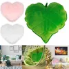 Décoration d'oreiller 3d jet confortable en peluche de feuilles de feuille de coeur en forme de coeur en forme de coeur décorative