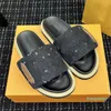 15A SANDAL FAMIO DESIGNER SCHEDA SCARPE SCARICHE SCARICHE SCHEGGI LUXI PER SANDALS SANDALS FATTO FATTO IN PELLA DI LUGO DI METALE SANDALI NUPERI