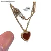 Colliers de bijoux haut de gamme Vancleff pour les femmes Collier Love Collier Red Agate Coeur en forme de collier de collier mignon et doux Original 1: 1 avec un vrai logo et une boîte