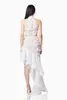 Design de robe française avec design floral tridimensionnel, ajustement slim, robe enveloppée de fesses, robe de vacances irrégulière pour femmes