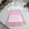 Brand Baby Spirt Pink koronkowy projekt księżniczki Rozmiar 90-160 cm Designer Designer Ubranie Summer Haftowe logo dziewczyny