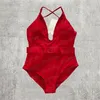 Badge de créateur de maillot de bain Bikini avec épaule de ceinture Push Up Up One Piece Maignon de maillot