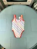 NUEVOS PITOS UNA PIEZAS Swimsuit Rainbow Logotipo Impresión de niñas Tamaño de trajes de baño 80-150 cm Summer Child Beach Bikinis Diseñador de niños Swimwears 24 de mayo