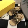 Luxury Baby Sandals Denim Leather Splicing Design Kids Chaussures Cost Taille du prix 26-35, y compris Box Anti Slip Sole Summer Girls Slippers 24may