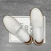 Chaussures décontractées pour hommes automne et hiver pour hommes un pied lefu en cuir respirant petite chaussure blanche pour hommes