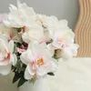Fleurs décoratives couronnes orchidées blanches fleurs artificielles table d'accueil du festival de mariage décor lotus thé rose bouquet maride bride couronne fausse fleur en gros en gros