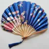 Kinesiska stilprodukter kinesisk stil handhållen fans personligt mönster silke bambu fällbara fans handhållna bröllop hand fan cool bambu blommor fan