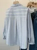 Blouses pour femmes Classic Striped Blouse Fashion Shirts Femmes Spring Automne Automne Col de borne à manches longues