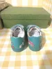 Baskets pour bébés populaires motif de champignons colorés Chaussures enfants taille 26-35 Brand de haute qualité emballage filles chaussures de créateur de chaussures garçons 24mai