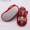 Slipper 0-18 mètre Salle Sandales creux à motifs à motifs adaptés aux nourrissons garçons filles coton bébés nouveau-nés