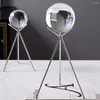 Plaques décoratives Style nordique Gol Silver Metal Crystal Ball Base Triangle Shape Sphère Affiche Stand Support Holder Pographie