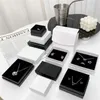 Boîtes de bijoux Boîte de bijoux en papier kraft noir pour bracelet Collier Bonques d'oreilles Rangement Boîte cadeau de mariage Boîte de bijoux en gros