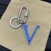 Llavero de diseñador Lanyards V-Letter Card Card Keychain Moda Fashion Charm Carr Chain Cadena Bolsa de flores Accesorios