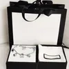 Bracelete de designer Corrente de pulseiras Silverstar Gift Butterfly Bracelets Top Chains Fashion Jewelry Supply 2932