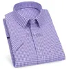 Мужские платья рубашки мужские деловые повседневные рубашки с короткими рукавами Классическая полосатая клетчатая клетчатая клетчатая клетчатая клетчатая клетчатая рубашка с фиолетовым синим 6xl плюс большой размер D240427