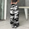 Pantaloni da donna Capris American Retro Camuflage Cargo Pants Womens Summer New Street Abbigliamento sciolto con gambe larghe dritte Trauss Q240508